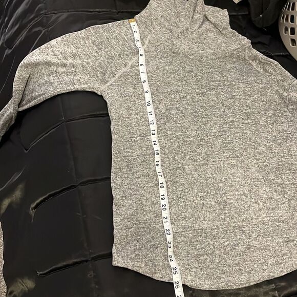 No Comment Heathered Gray Cowl Neck Sweater Top Size 1X - Picture 8 of 10